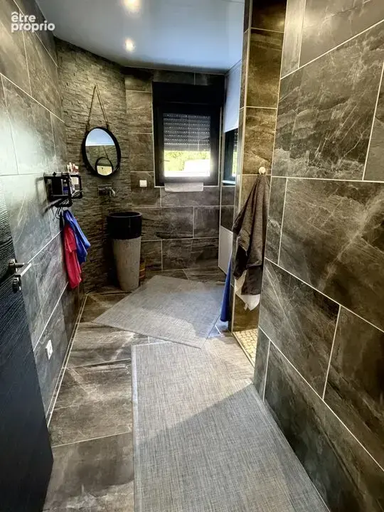 Maison Plain-pied 109 m² - Terrain 1 148 m² - - photo 9