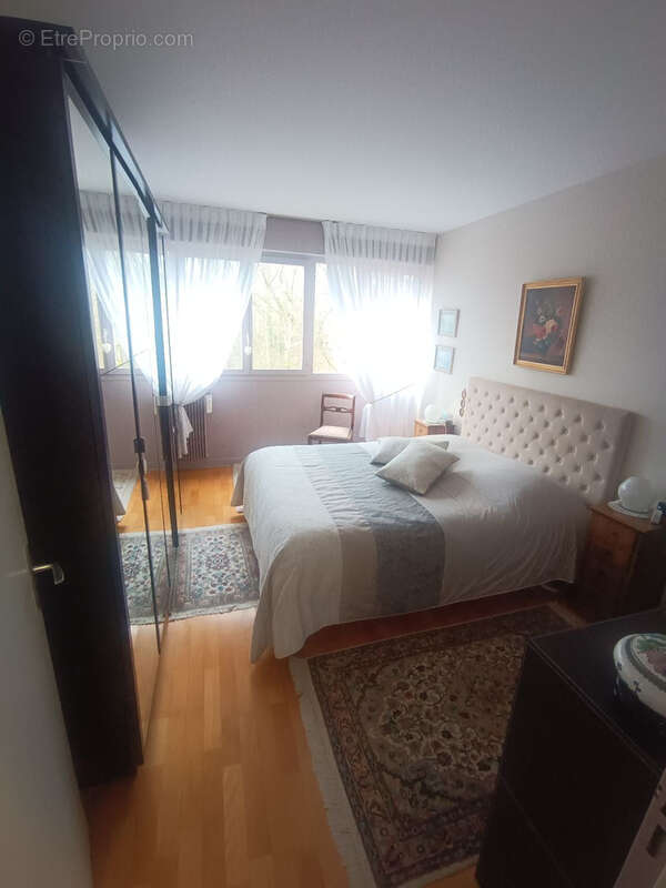 Appartement à VAUX-LE-PENIL