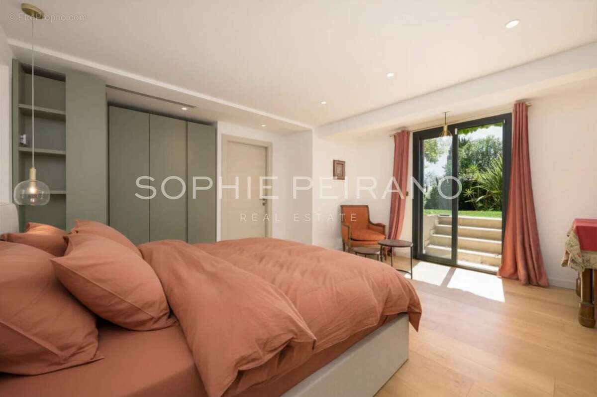 Maison à MOUGINS