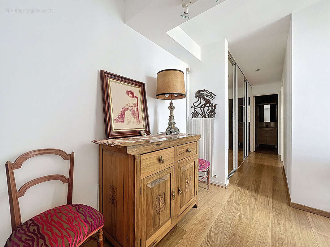 Appartement à NANTERRE