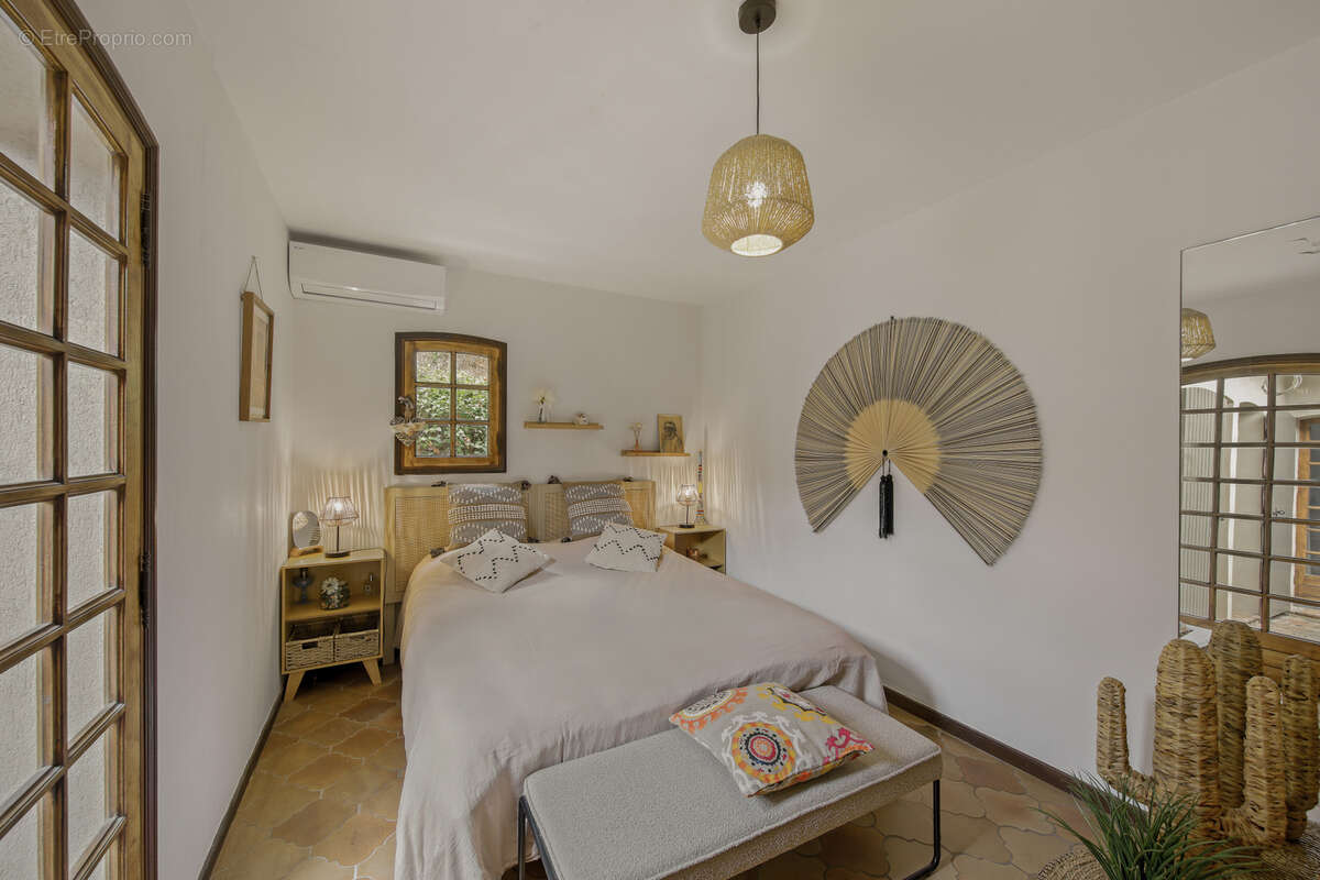 Maison à CUERS
