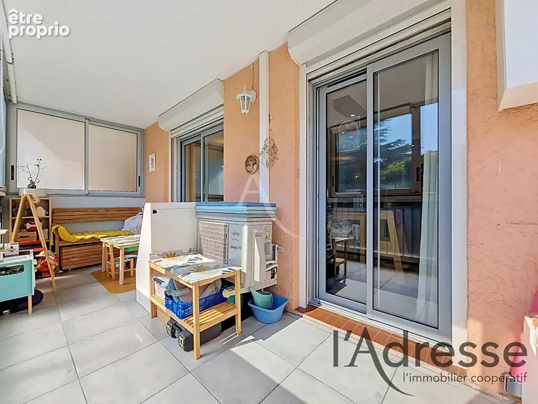 RARE ! Appartement rénové 3 pièces 66m² avec GARAGE !! - photo 7