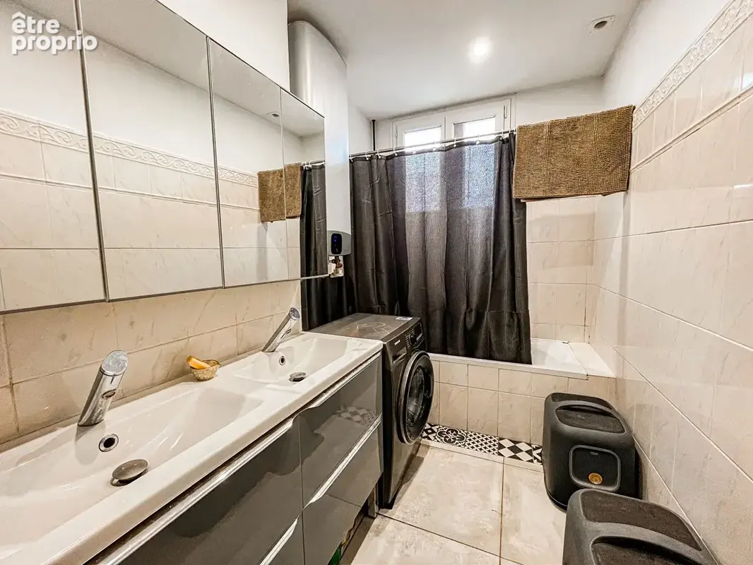 Appartement  rénové - 4 pièces 84 m2 - Quartier Saint Ruf - photo 9