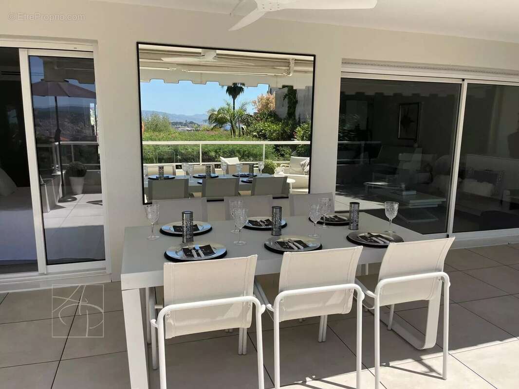 Appartement à CANNES