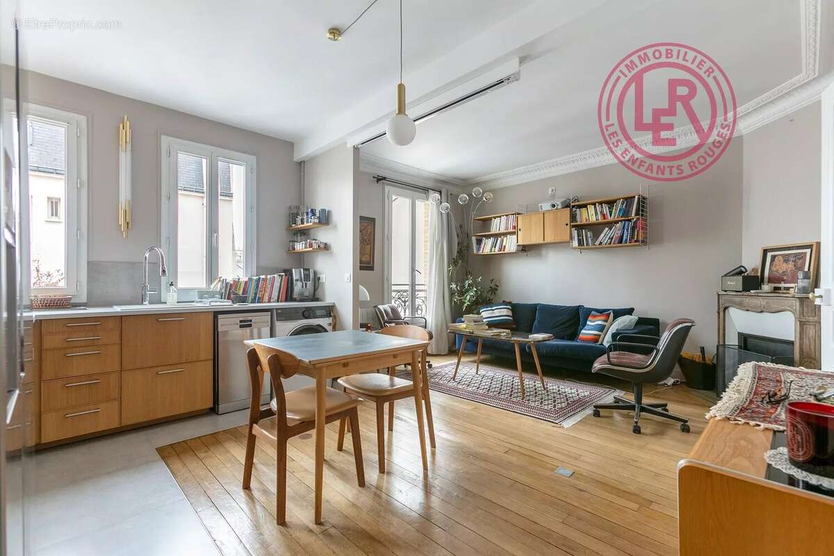 Appartement à PARIS-11E