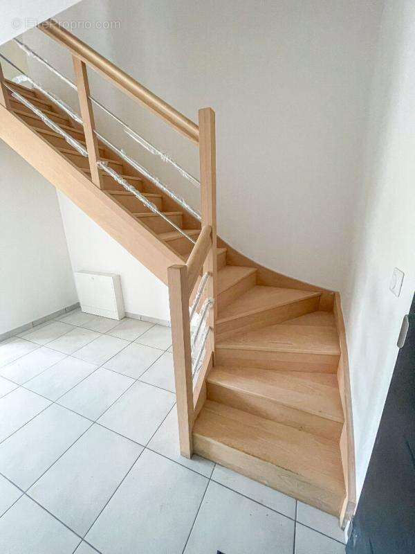 Maison à PETIT-COURONNE