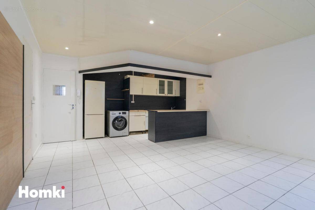 Appartement à MARSEILLE-11E