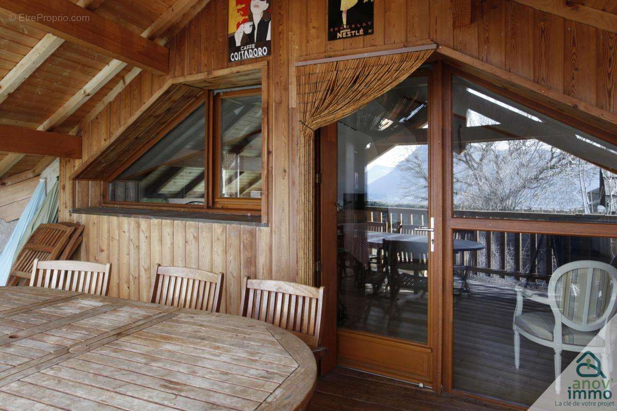 Maison à LE SAUZE-DU-LAC