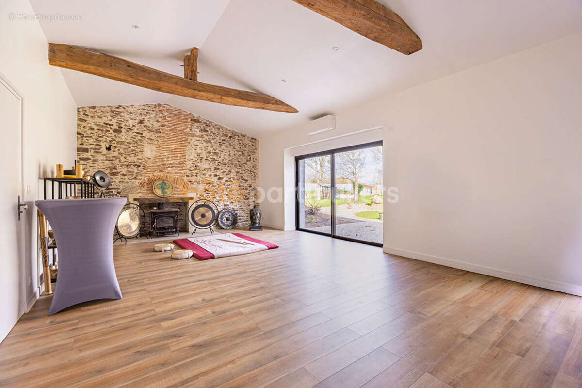 Maison à HAUTE-GOULAINE