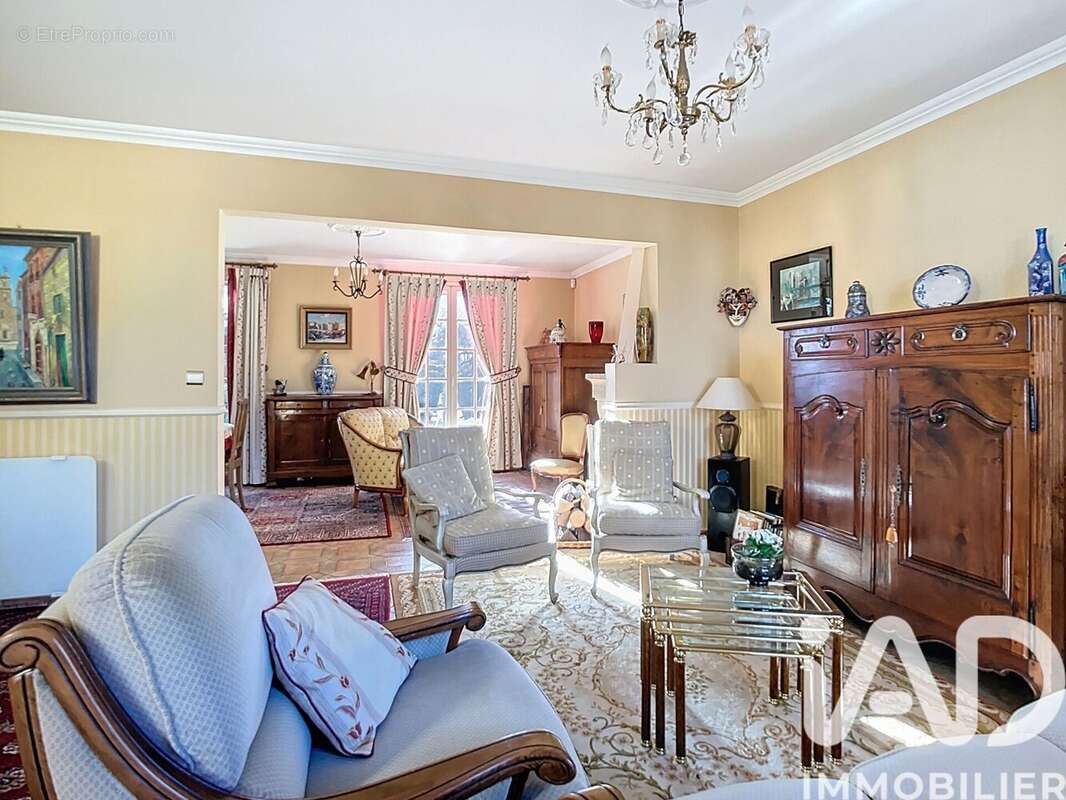 Photo 8 - Maison à CHEVRY-COSSIGNY