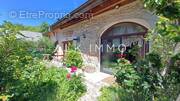 Maison à CONTAMINE-SARZIN