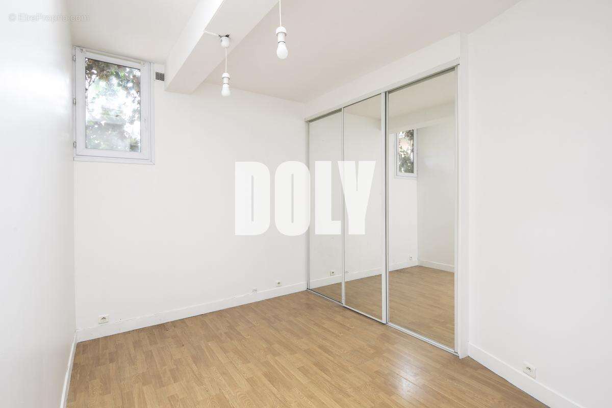 Commerce à ISSY-LES-MOULINEAUX