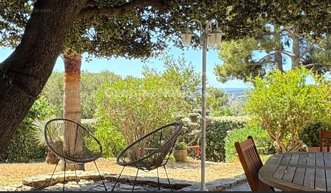 Exclusivite - les 4 chemins - vue mer - villa t5 de 117 m² - terrain de 620 m² - garage - photo 13