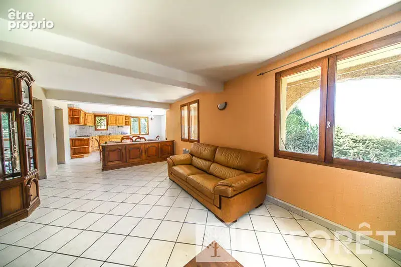 ** maison type 9 - embrun - 9 pièces - photo 8