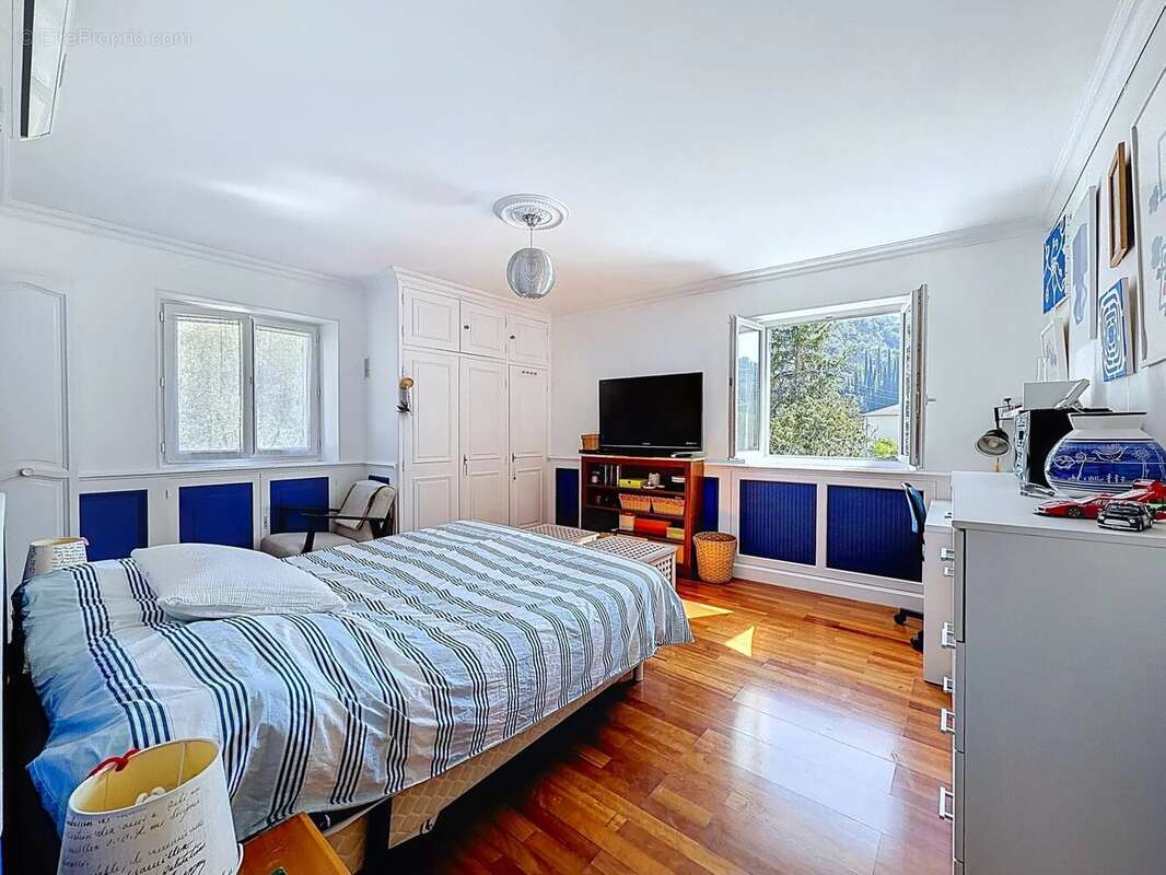 Maison à TOURRETTE-LEVENS