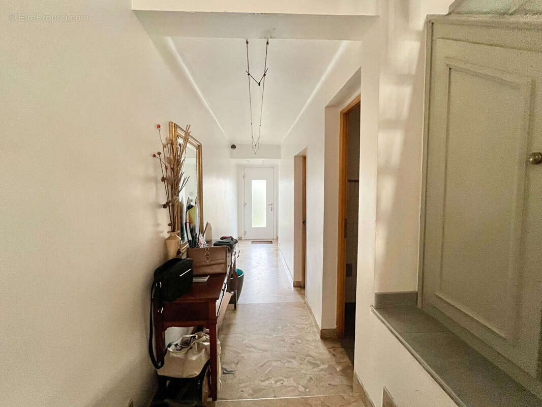 Maison à SARTROUVILLE