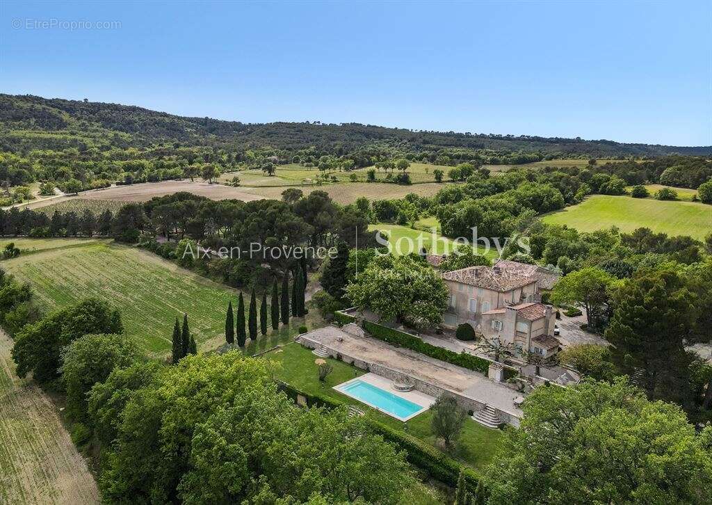 Maison à AIX-EN-PROVENCE