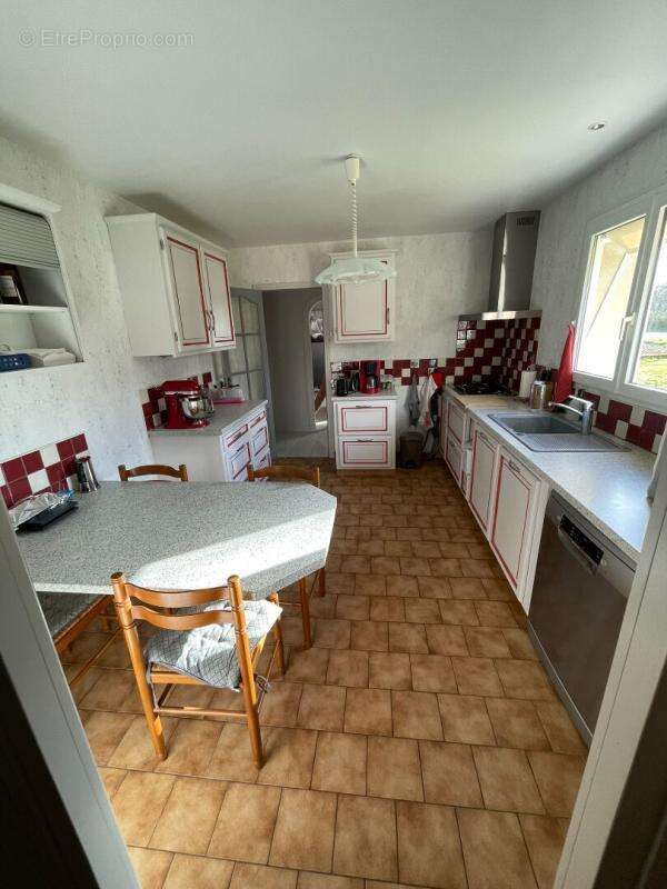 Maison Chatellerault 7 pièce(s) 120.45 m2 - photo 5