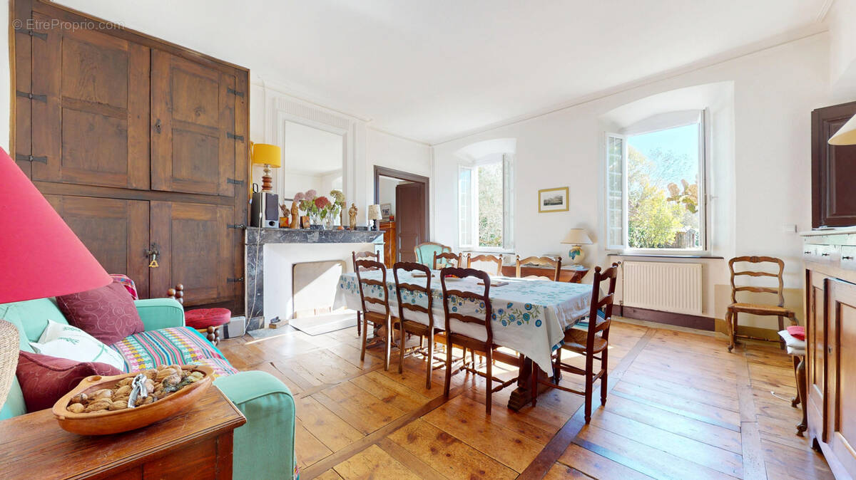 Maison à LOURES-BAROUSSE