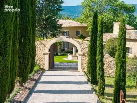 Maison 12 pièces 445 m² à vendre à Oppede (84580) - photo 2
