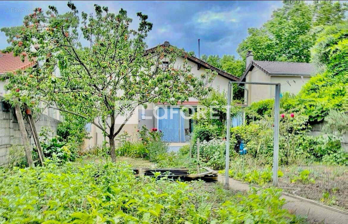 Maison à BONNEUIL-SUR-MARNE