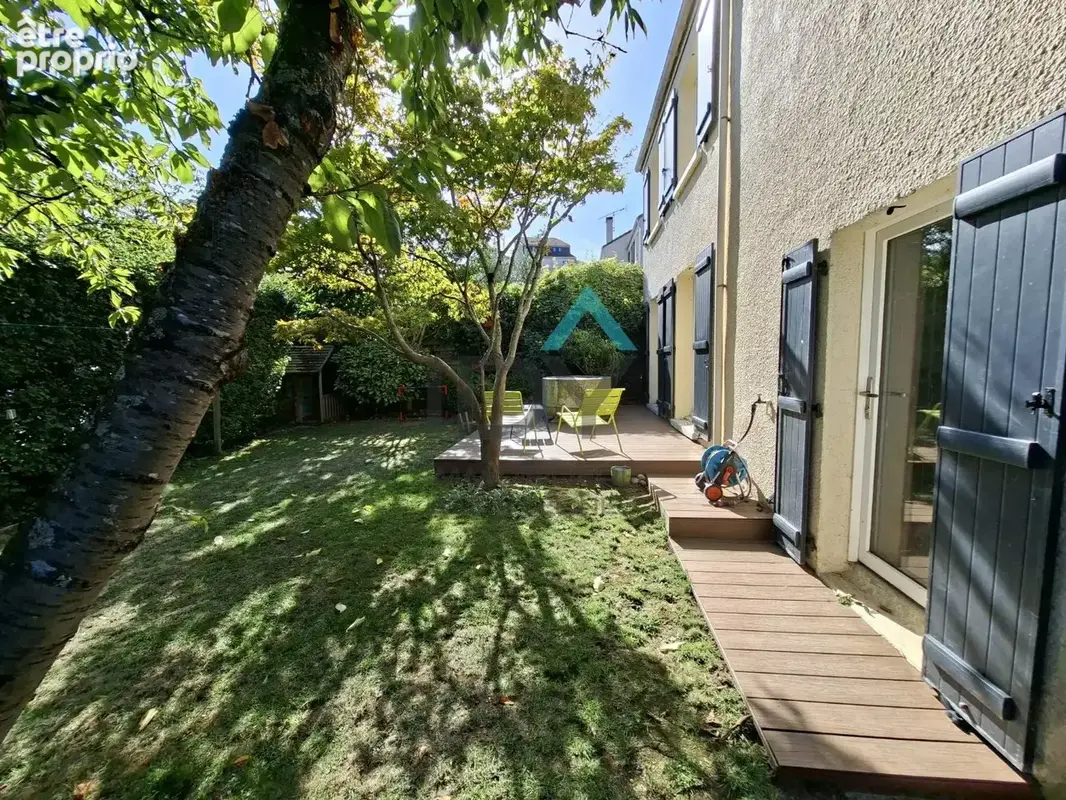 SAINT GERMAIN EN LAYE - Saint germain en laye - Maison 116 m² 4 chambres - photo 2