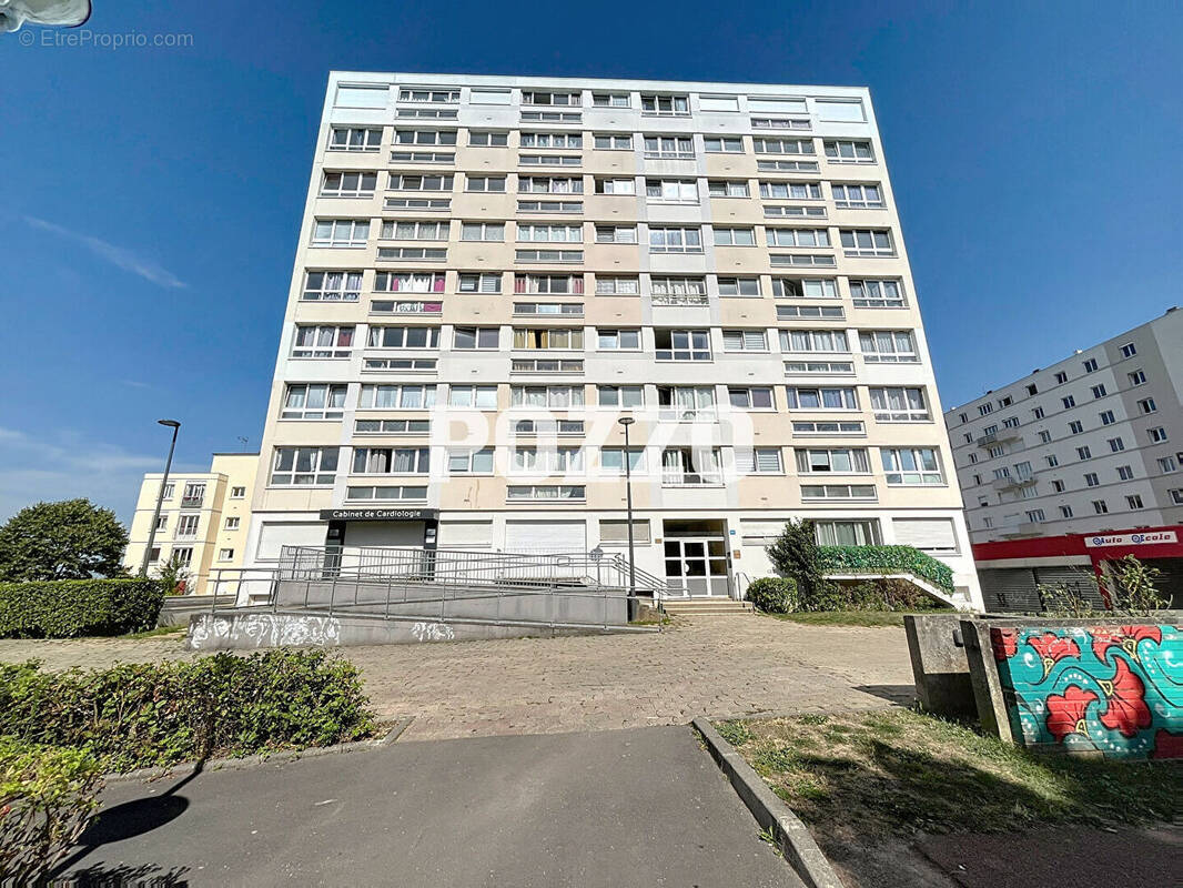 Appartement à HEROUVILLE-SAINT-CLAIR