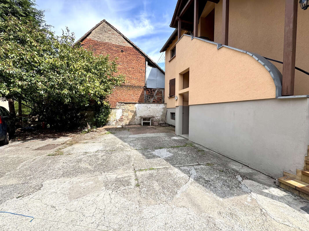 Vendenheim   spacieux duplex 6 pièces avec cour privative et beau potentiel - photo 18