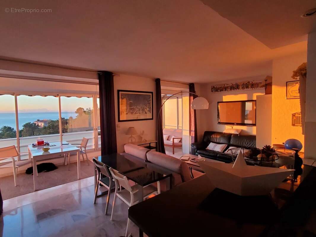Appartement à SAINT-RAPHAEL