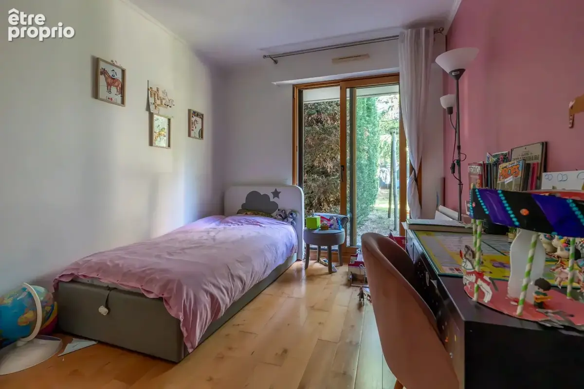 4 pièces 85 m² avec 3 chambres jardin de 300 m² cave et box double - photo 8
