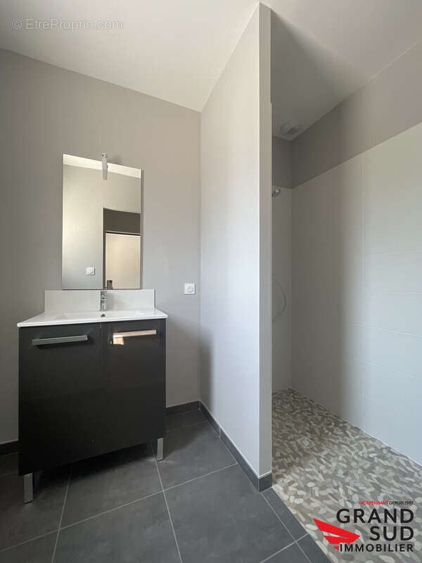 Maison 140 m² à Saint-Aubin-De-Medoc  - photo 9