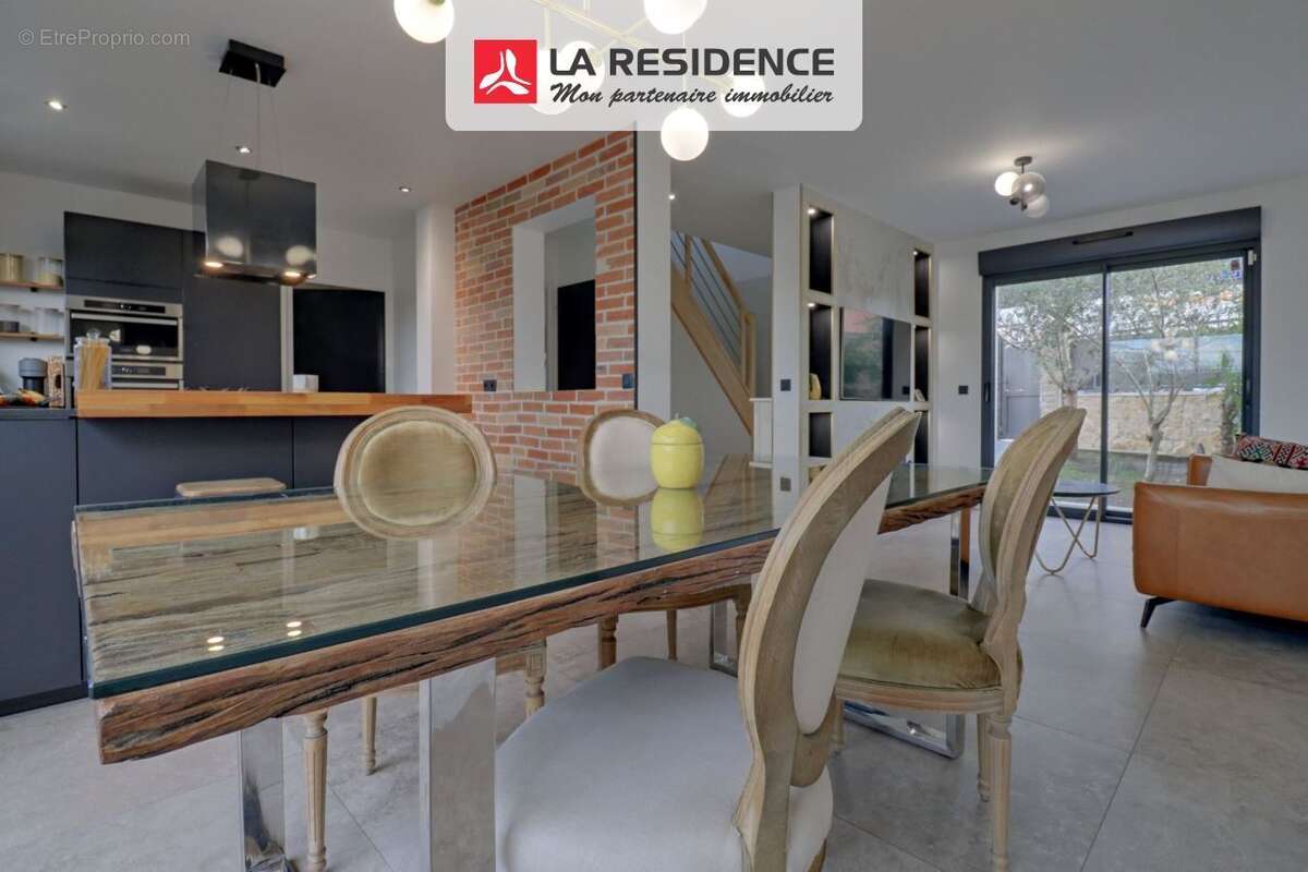 Maison à PIERRELAYE