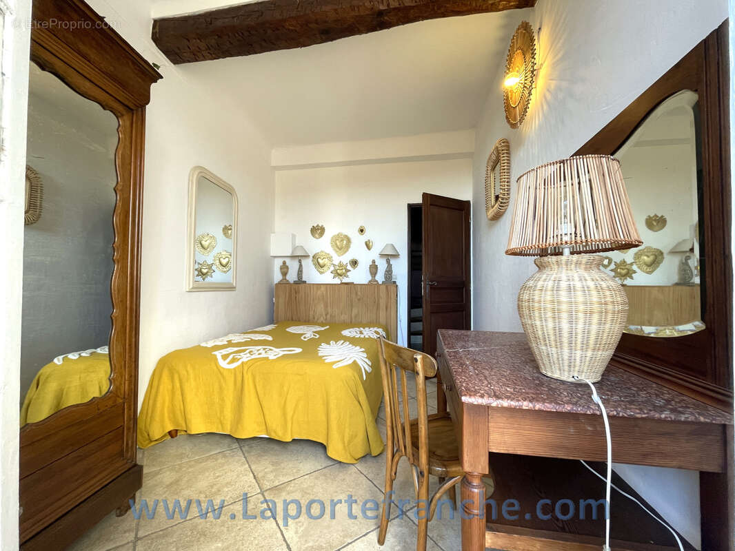 Maison à CAGNES-SUR-MER