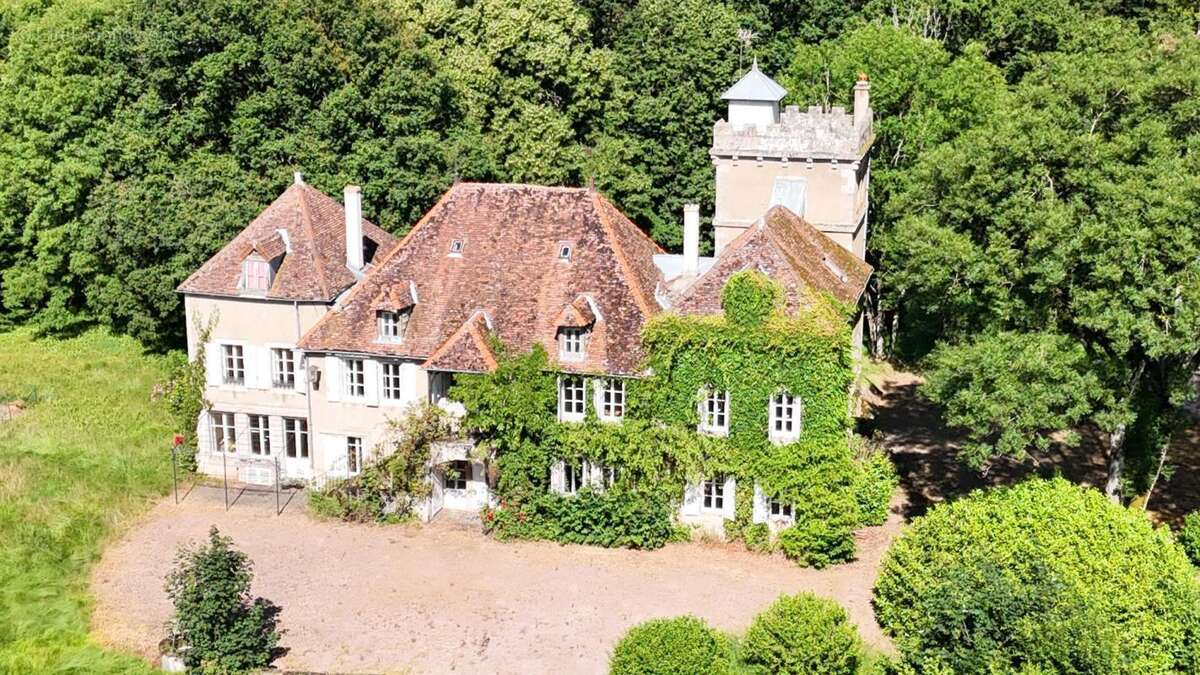 Maison à LAIZY