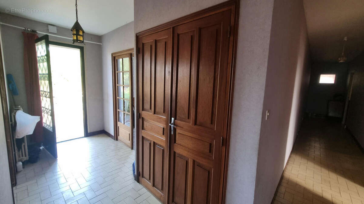 Construction en pierre de 158m² habitable - photo 4