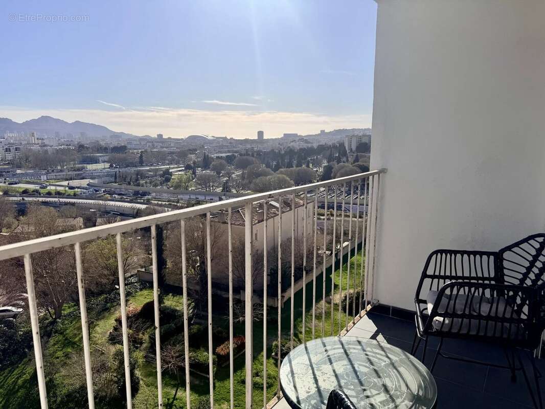 Appartement à MARSEILLE-11E