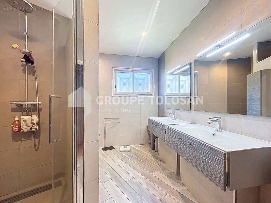 Maison à DREMIL-LAFAGE