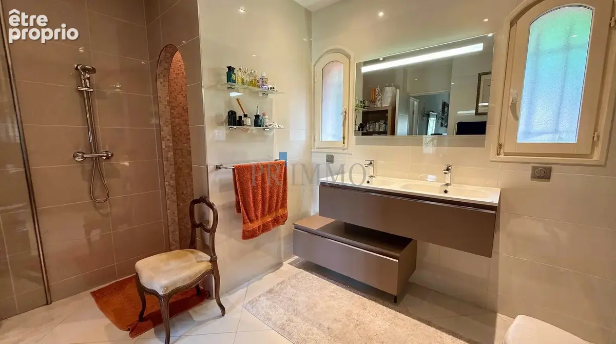Les Issambres   Villa de plain-pied rénovée, vue mer, piscine, au calme sans vis-à-vis - photo 11