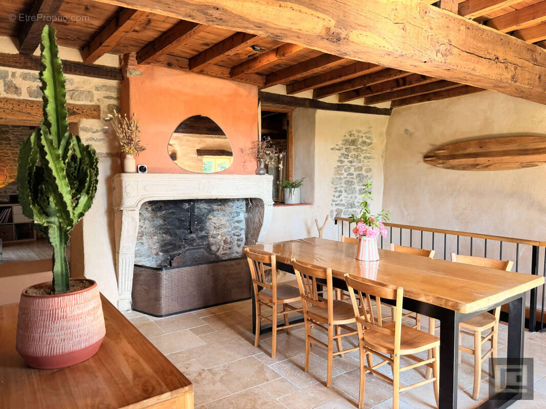 La Glycine de Jambles - Une maison pleine de charme entre pierre & jardin - photo 8