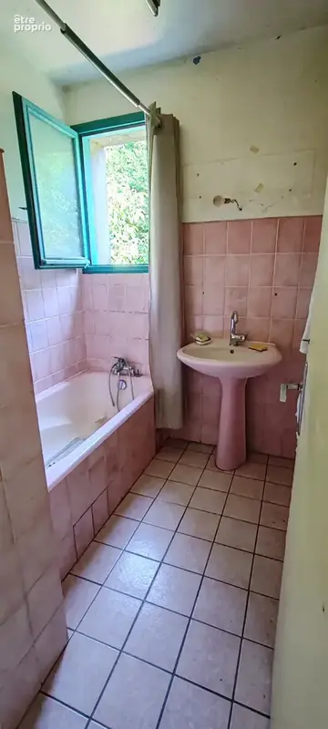 Maison plain-pied + sous-sol complet - 07410 SAINT-FELICIEN - photo 14