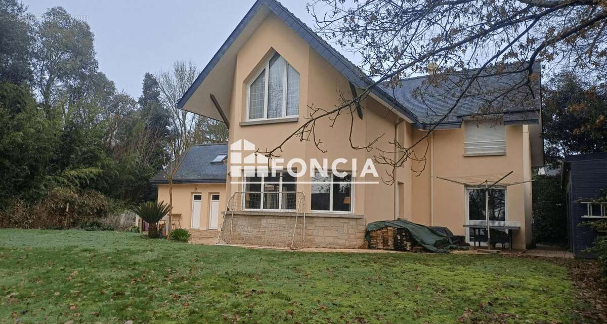 Maison à CHARTRES-DE-BRETAGNE