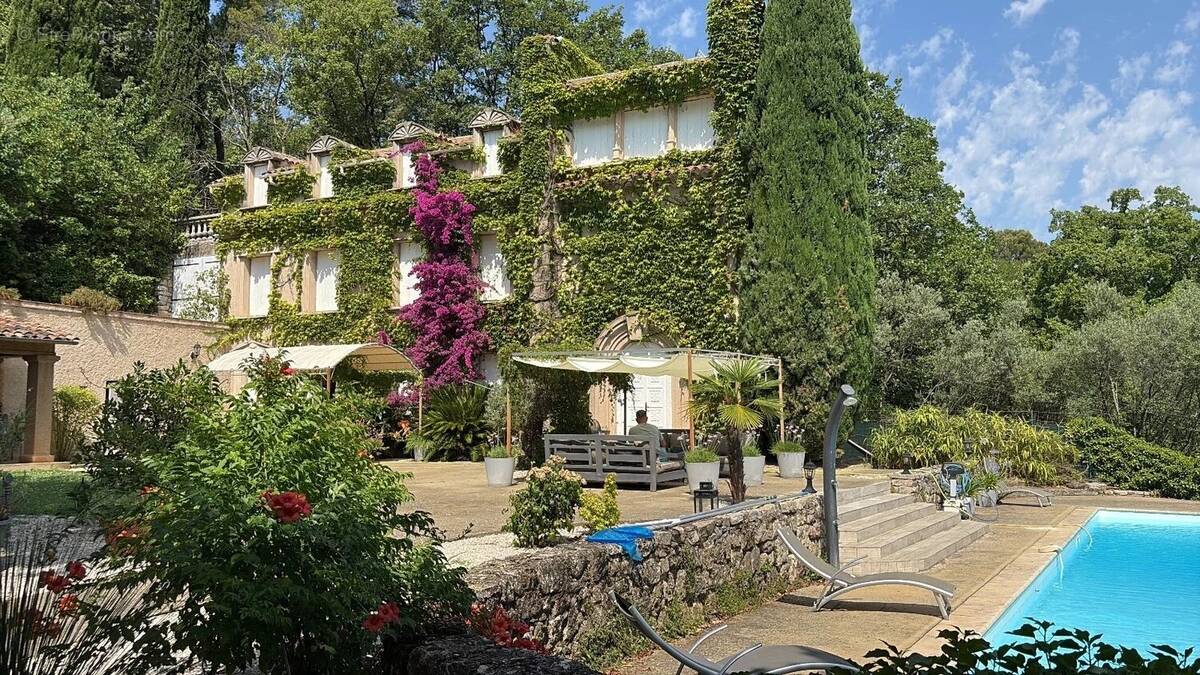 Maison à DRAGUIGNAN