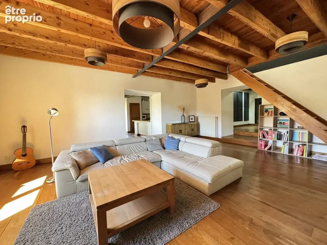 Maison 7 pièces 234 m² à vendre à L'etrat (42580) - photo 6
