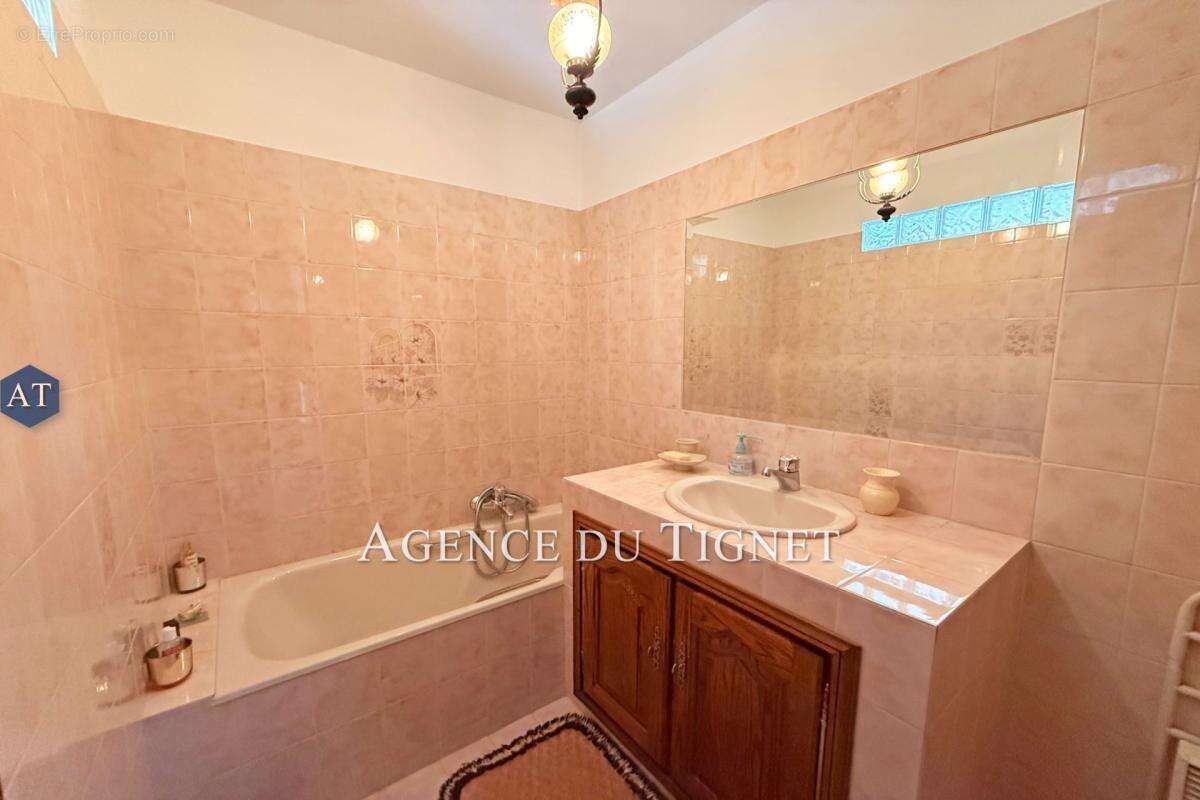 Maison à PEYMEINADE