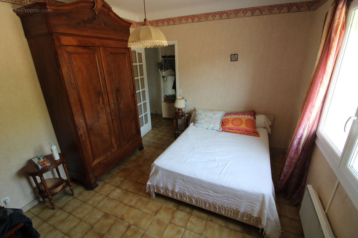 Maison à ALLEGRE-LES-FUMADES