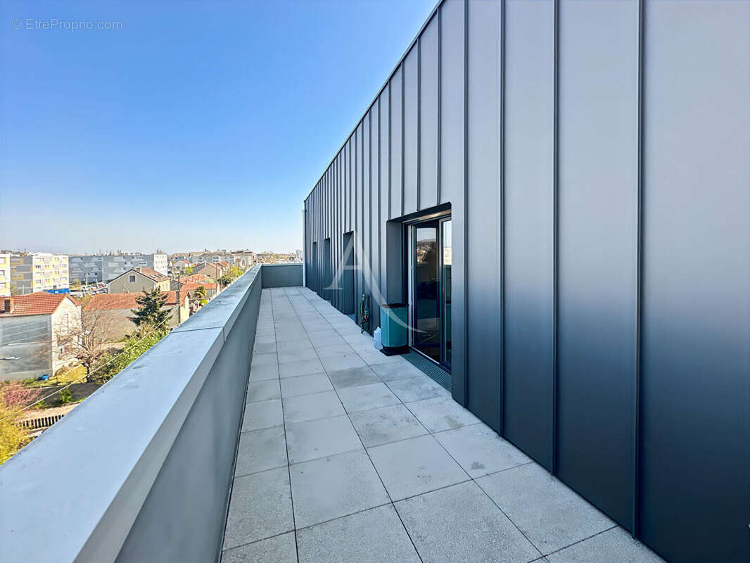 F4 Dernier étage avec Terrasse - photo 7