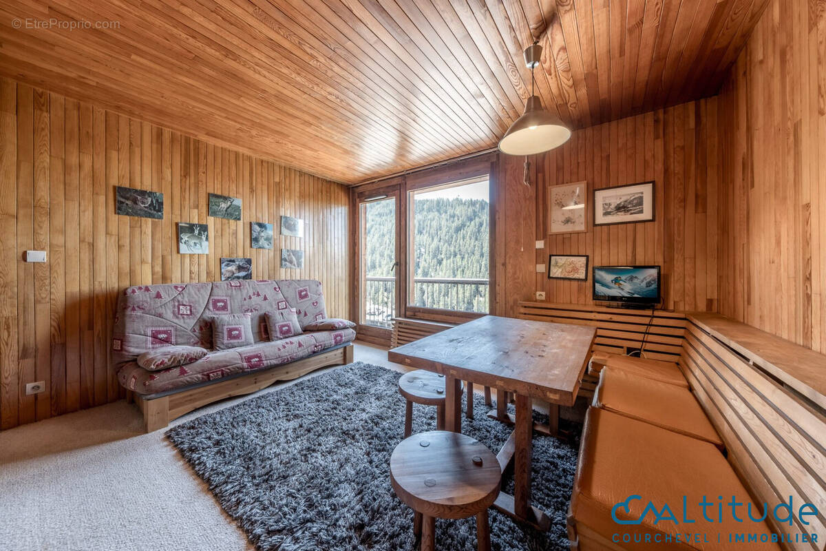 Appartement à LA PERRIERE