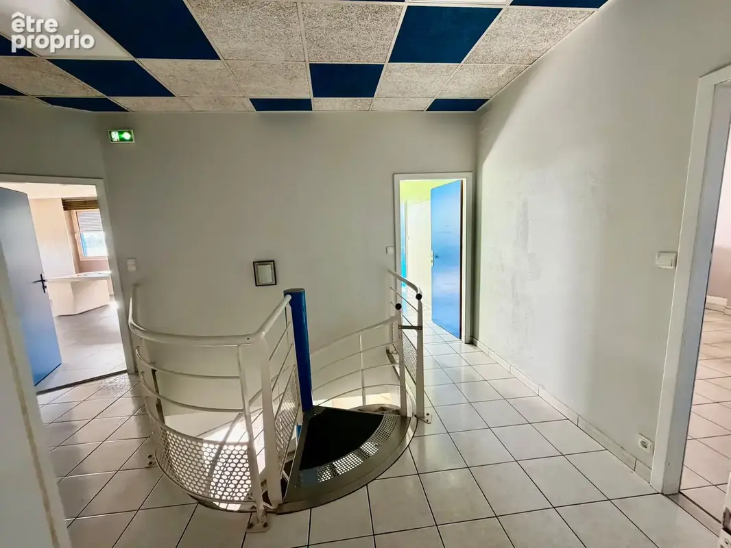 Vente ensemble immobilier industriel de 3 660 m2, sur terrain de 21 181 m2 LURE - photo 12