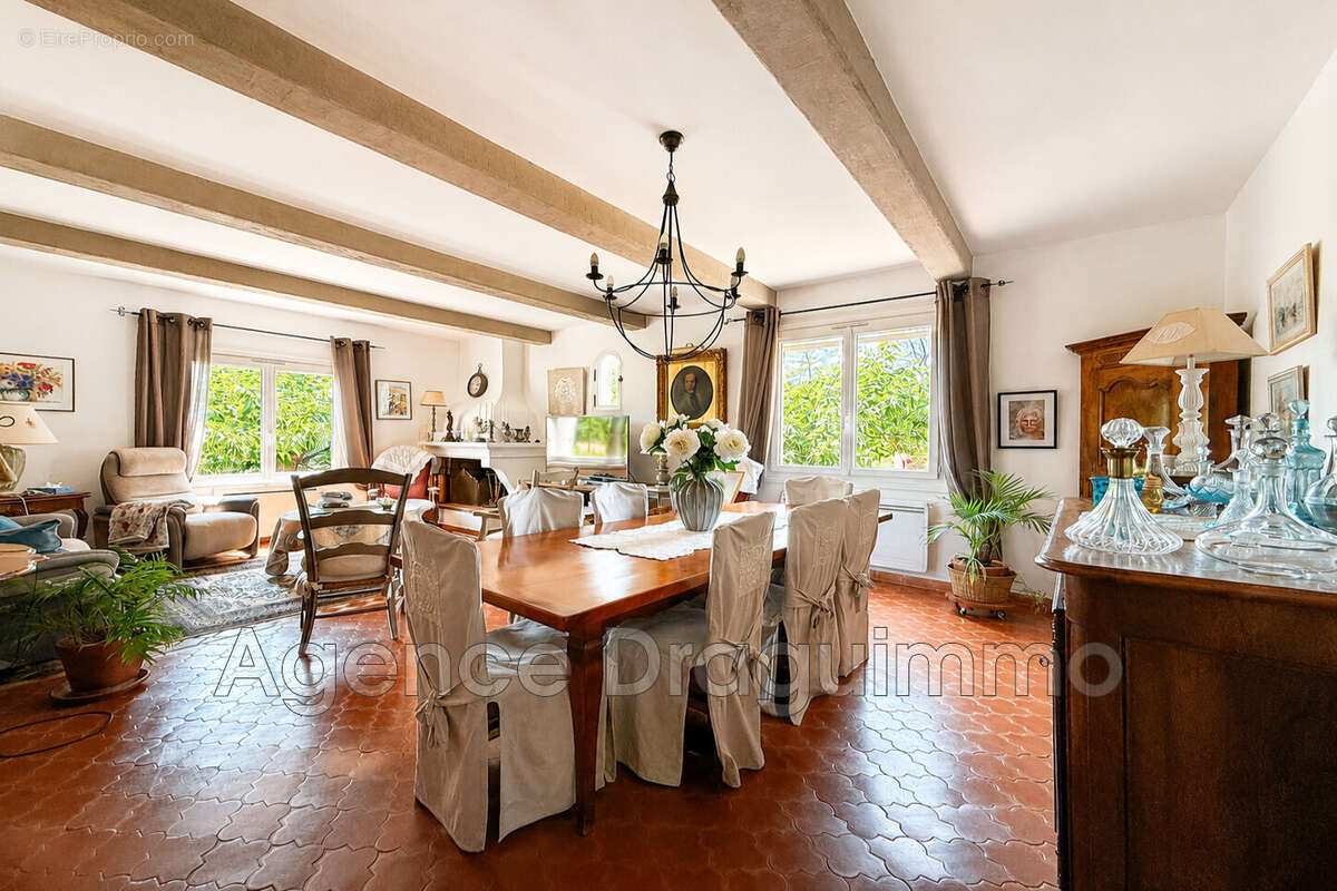 Maison 180 m² à Draguignan  - photo 7