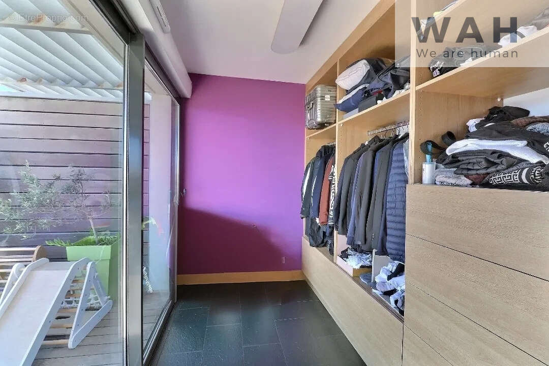 Appartement à MAUGUIO